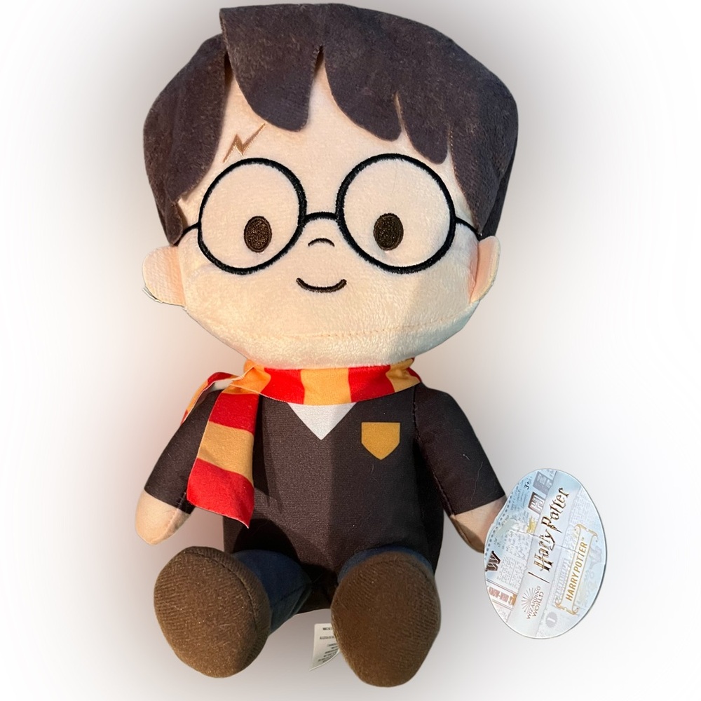 Harry Potter sitting plush NWT